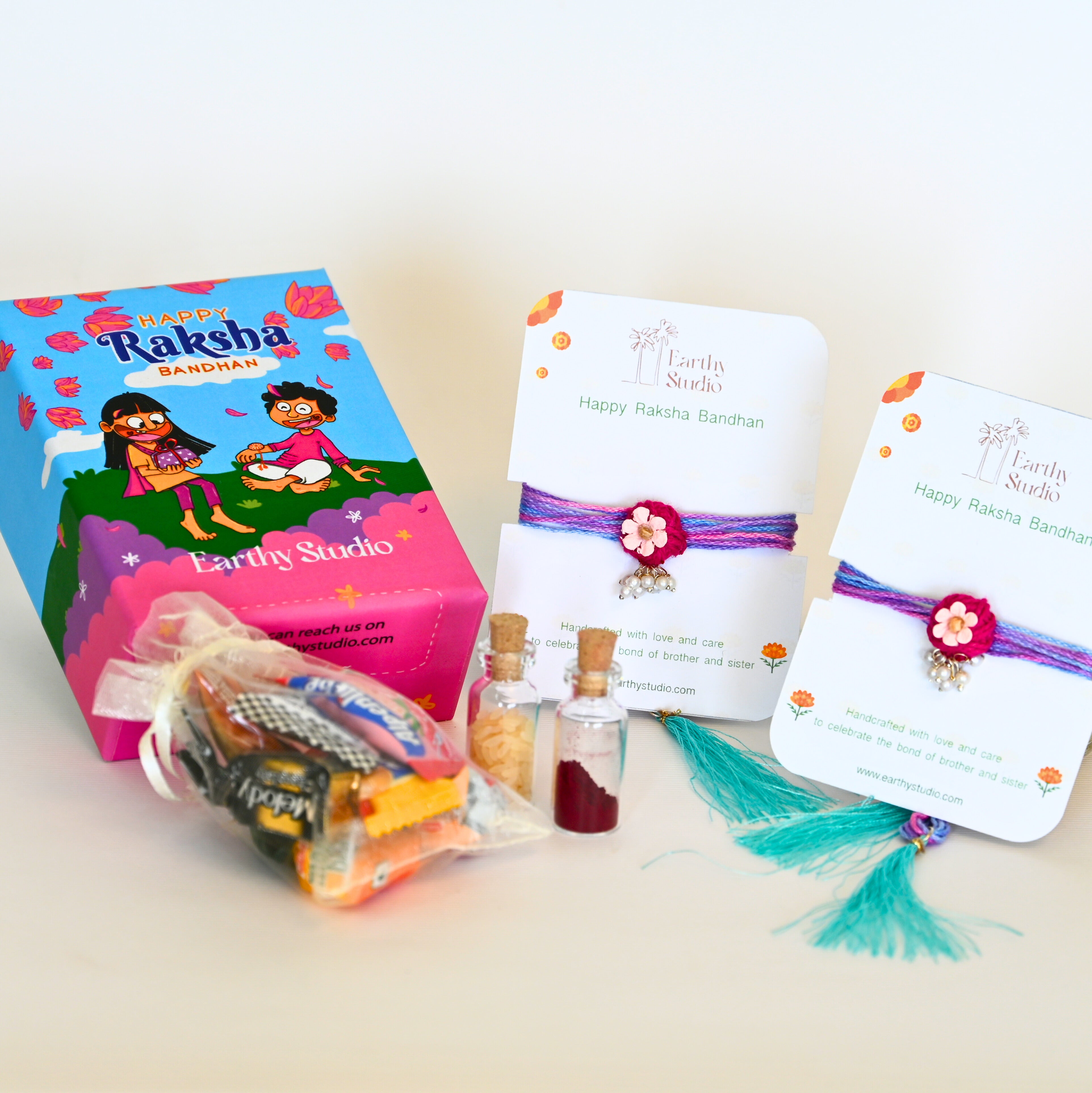 Flower Bead Rakhi Mini Gift Box