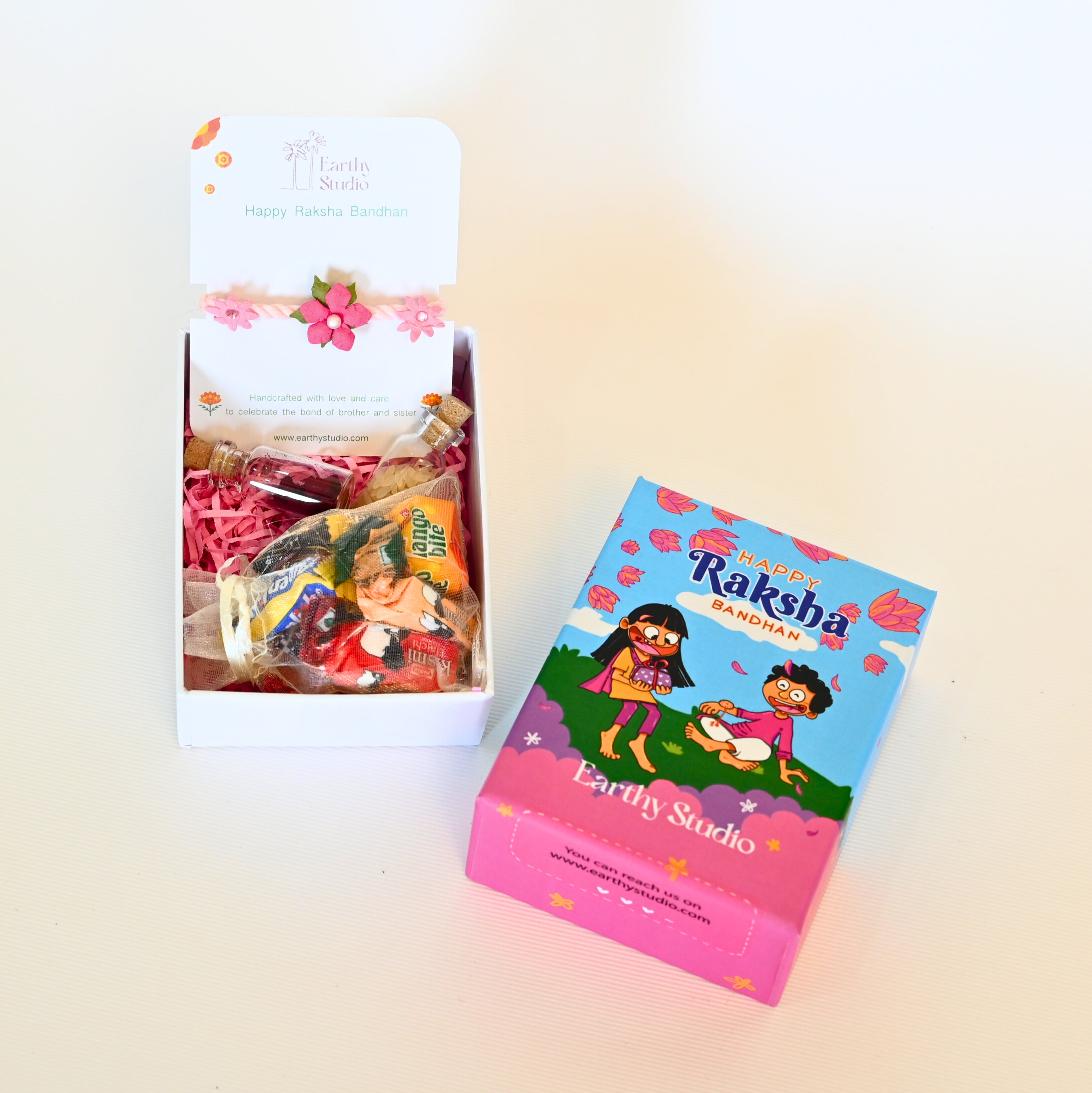 Flower Rakhi Mini Gift Box