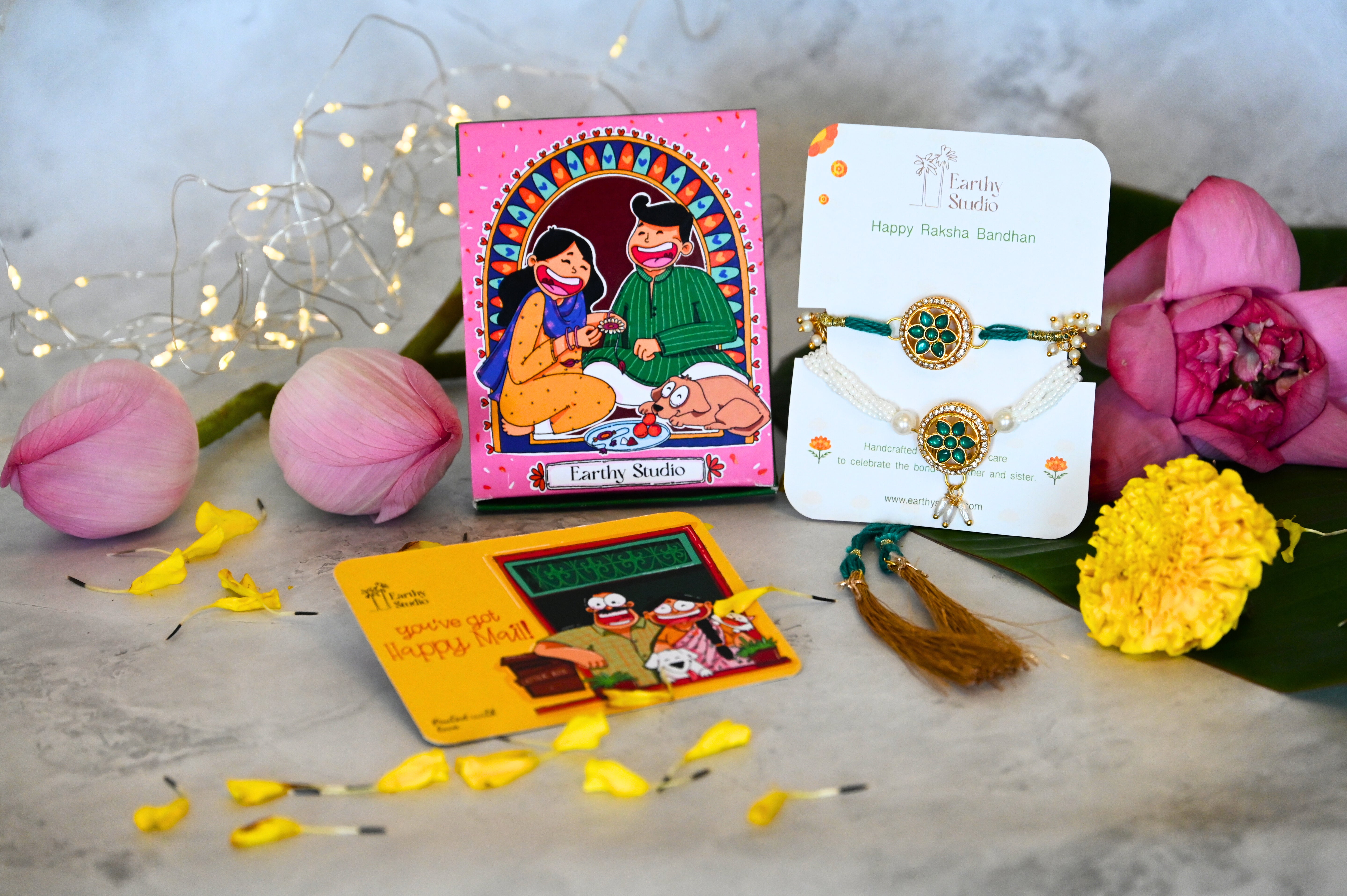 Radiant Flower Bhaiya Bhabhi Rakhi